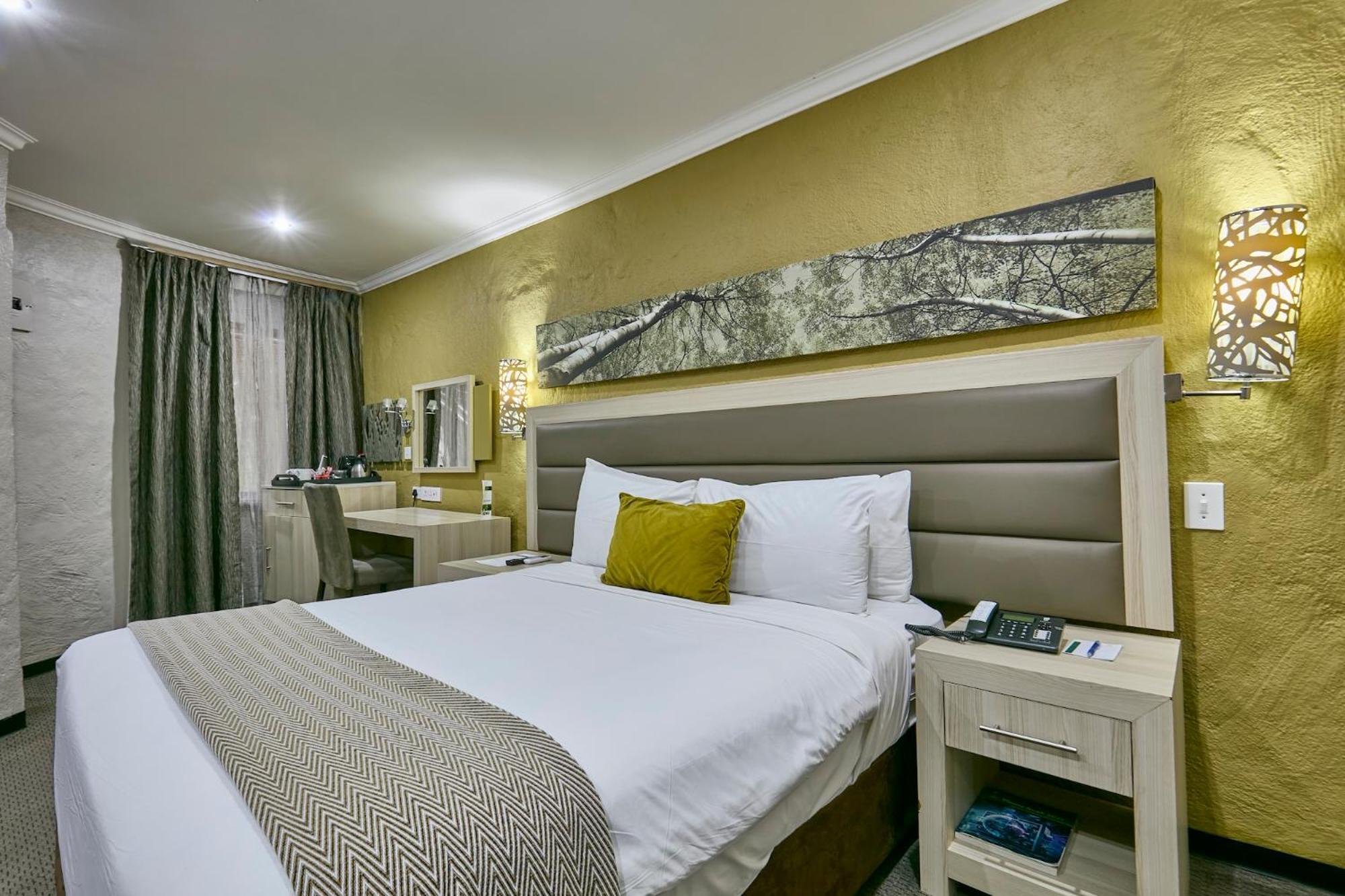 Cresta Marang Gardens Hotel ฟรานซิสทาวน์ ภายนอก รูปภาพ