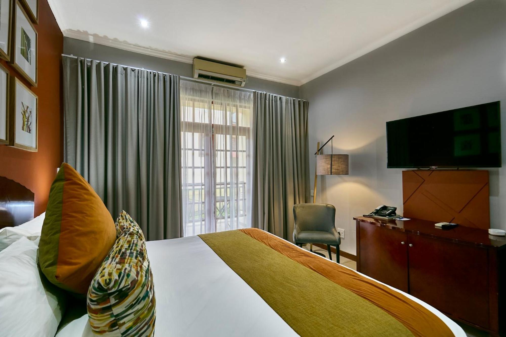 Cresta Marang Gardens Hotel ฟรานซิสทาวน์ ภายนอก รูปภาพ